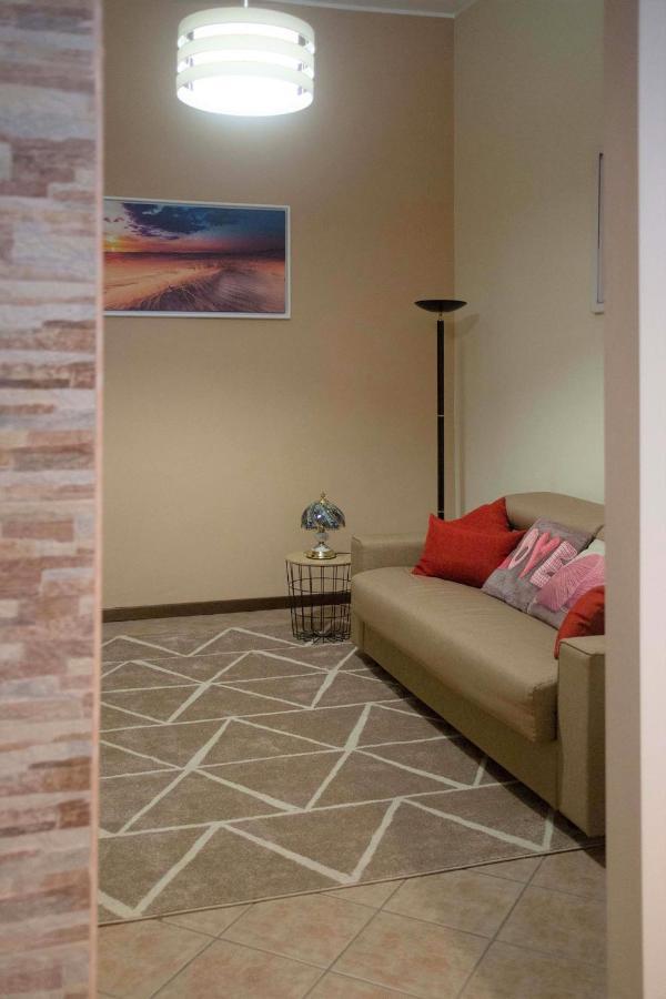 Appartamento Timeless Con Piscina E Tennis Valbrona Exterior photo