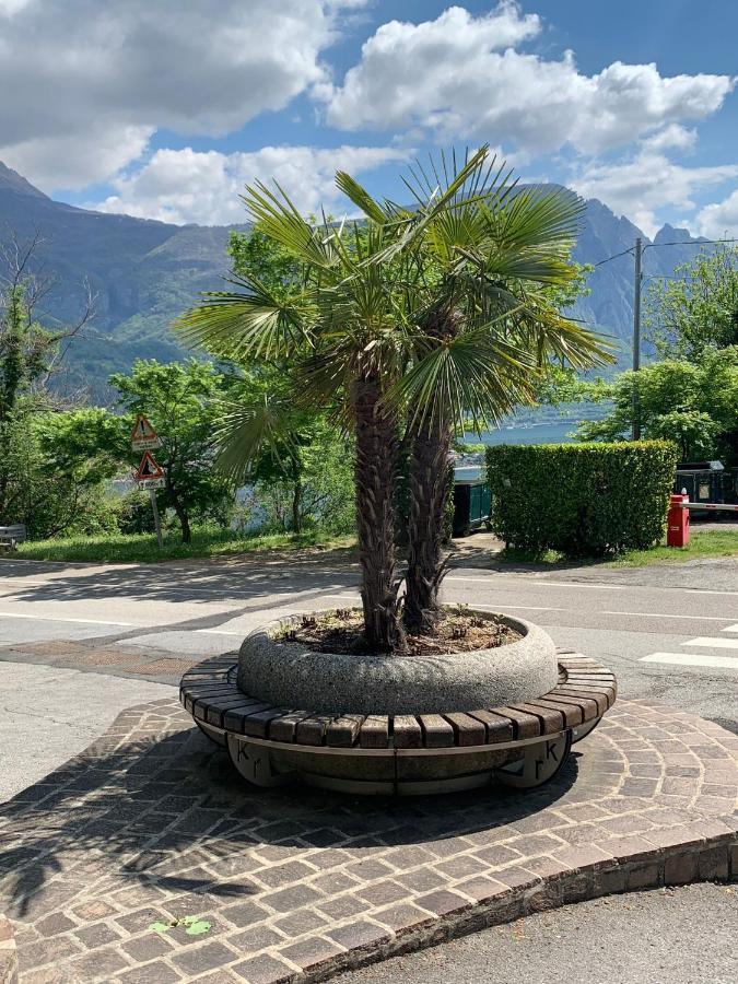Appartamento Timeless Con Piscina E Tennis Valbrona Exterior photo