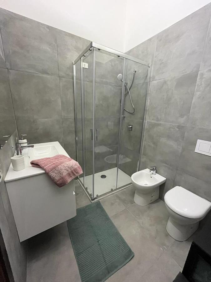 Appartamento Timeless Con Piscina E Tennis Valbrona Exterior photo